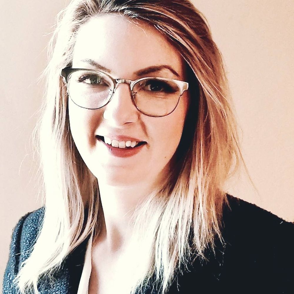Meet your Posher, Julia